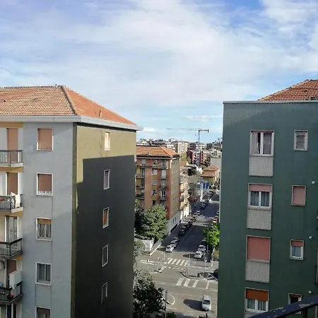 Gef House - Bande Nere * Milano